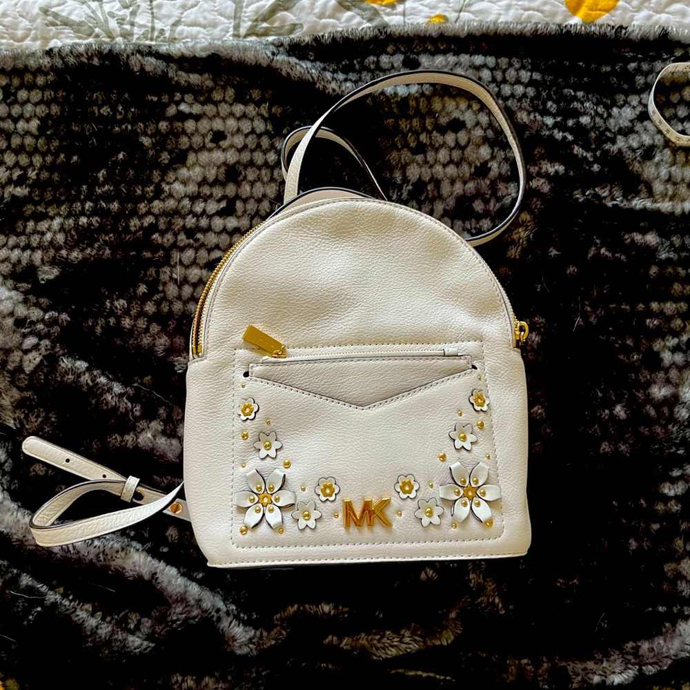 Beautiful Michael Kors small backpack. No flaws.